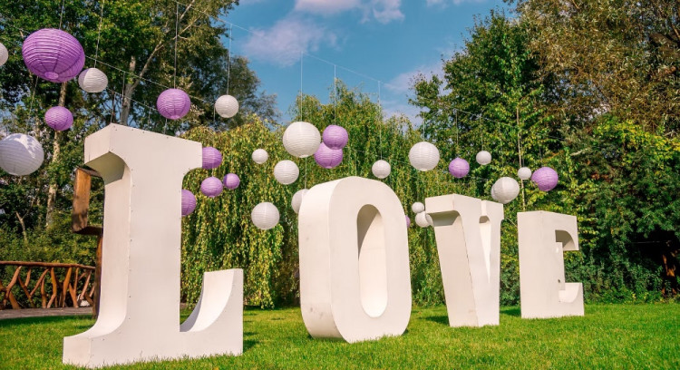 Beau's & Belle's Wedding Planners