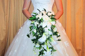 Ellenbury Ribbon Roses wedding Bouquets 