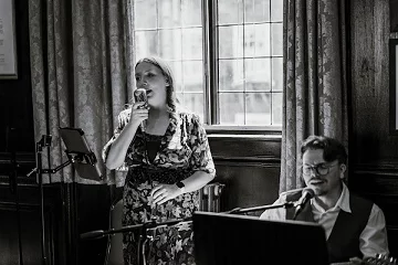 Nick & Kara Beecroft - Wedding & Event Duo
