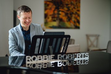 Robbie Roberts Wedding Pianist