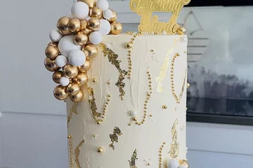Cakes by Jeanne Aline