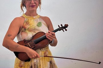 One with strings 