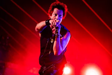 Leo Live