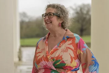 Celebrant Melanie