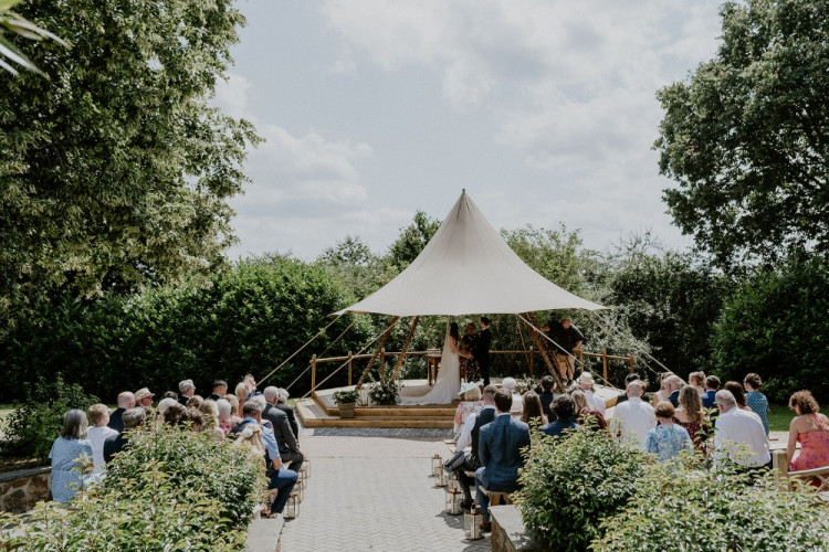 Dovecote Events (Barn & Tipi Venue)