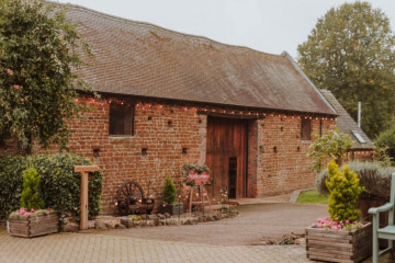 Dovecote Events (Barn & Tipi Venue)