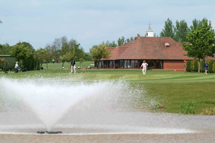 Omberseley golf club 