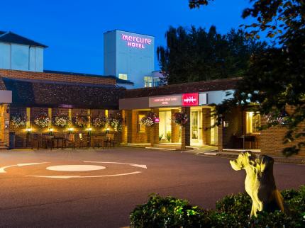 Mercure Hotel Maidstone Wedding Experience - 26th June 2016