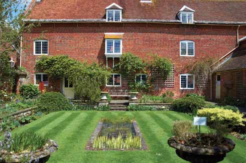 Red House Museum and Gardens