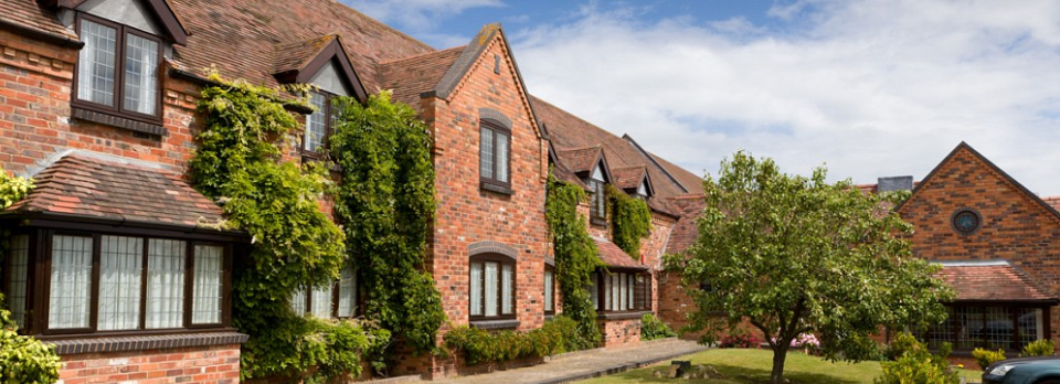 The Pear Tree Inn & Country Hotel