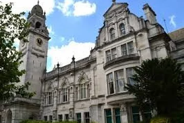 County Hall Kingston By London Square
