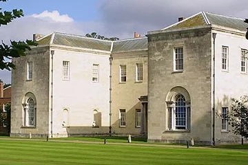 Hitchin Priory