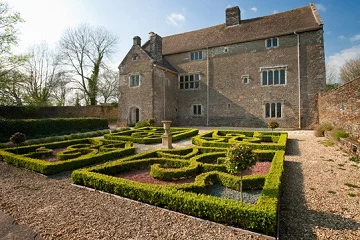 Llancaiach Fawr Manor