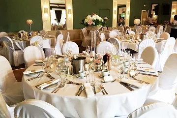 Broadway Hotel