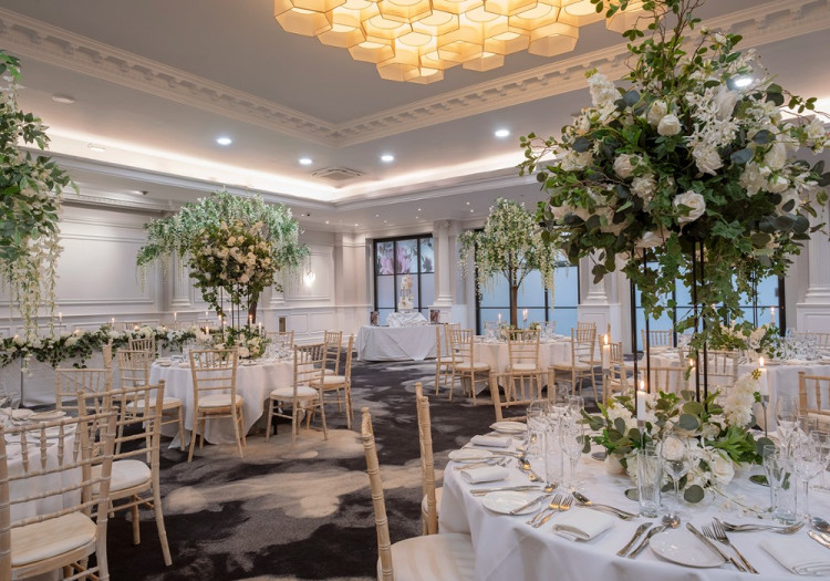 The Queen At Chester Hotel, Bw Premier Collection