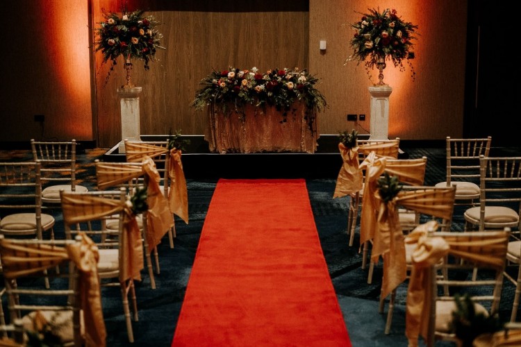 DoubleTree by Hilton Hull