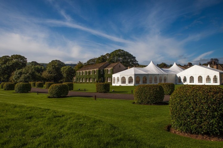 The Devonshire Arms Hotel