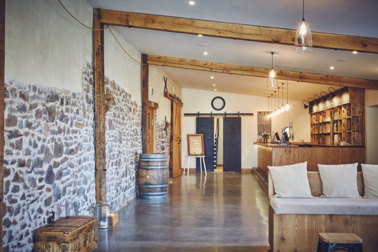 Upton Barn & Walled Garden