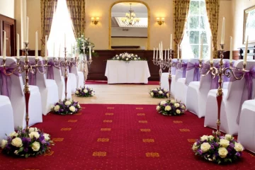 Three Salmons Hotel