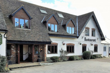 The Airman Hotel, Meppershall