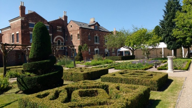 Lightwoods Park and House