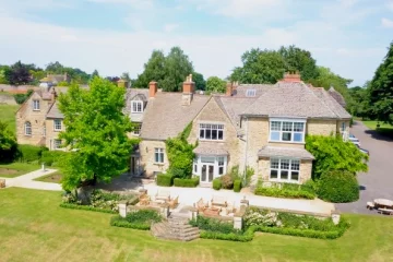 Middle Aston House