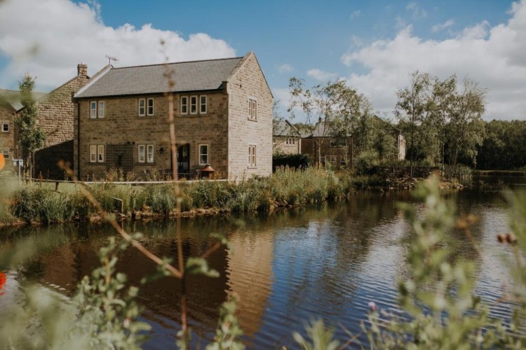 Darwin Lake Holiday Village & Wedding Venue