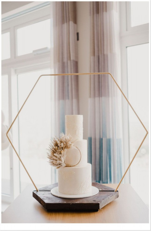 Above the Bay Restaurant, Bar, Wedding and Events