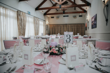 The Plough Hotel & Restaurant, Rhosmaen