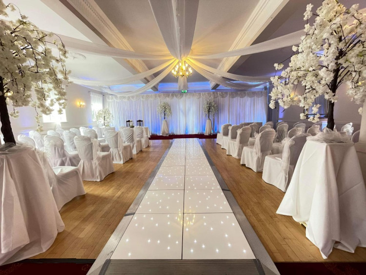 The Glen Yr Afon House Hotel