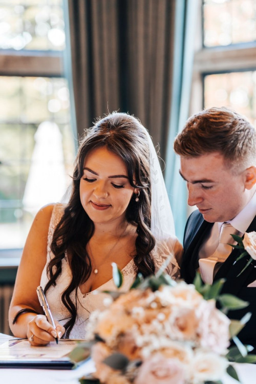 The Hare & Hounds Hotel