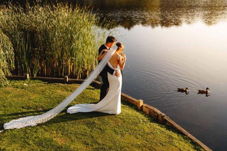 The Boathouse | Restaurant | Wedding Venue | Pub | Accommodation