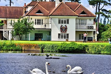 Woolston Manor Golf & Country Club
